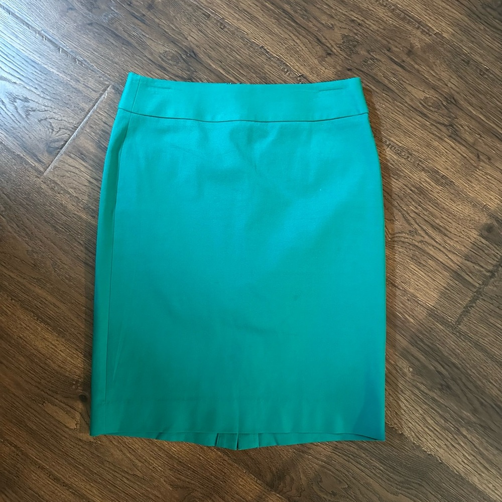 Banana Republic Women’s Teal Pencil Skirt - Size 6